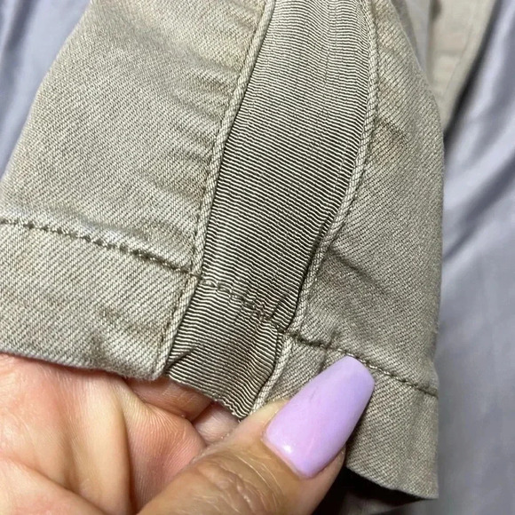 PAIGE Mayslie Straight Ankle Pants - Picture 15 of 15